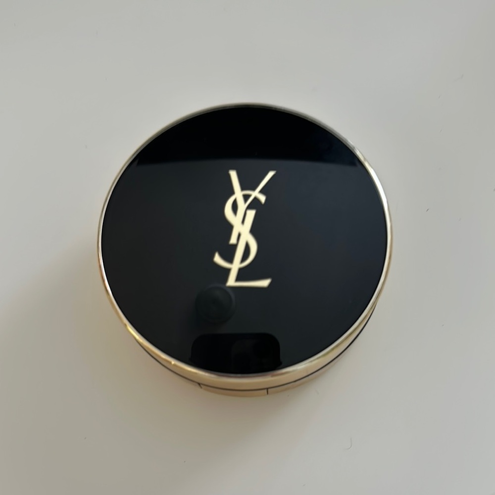 YSL Le Cushion Encre De Peau - shade 30